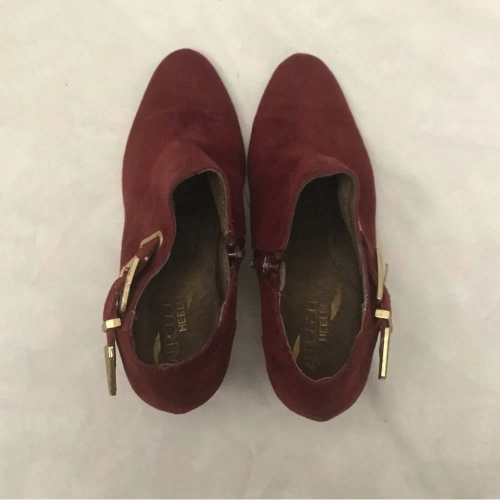 Aerosols women’s used red ankle heels